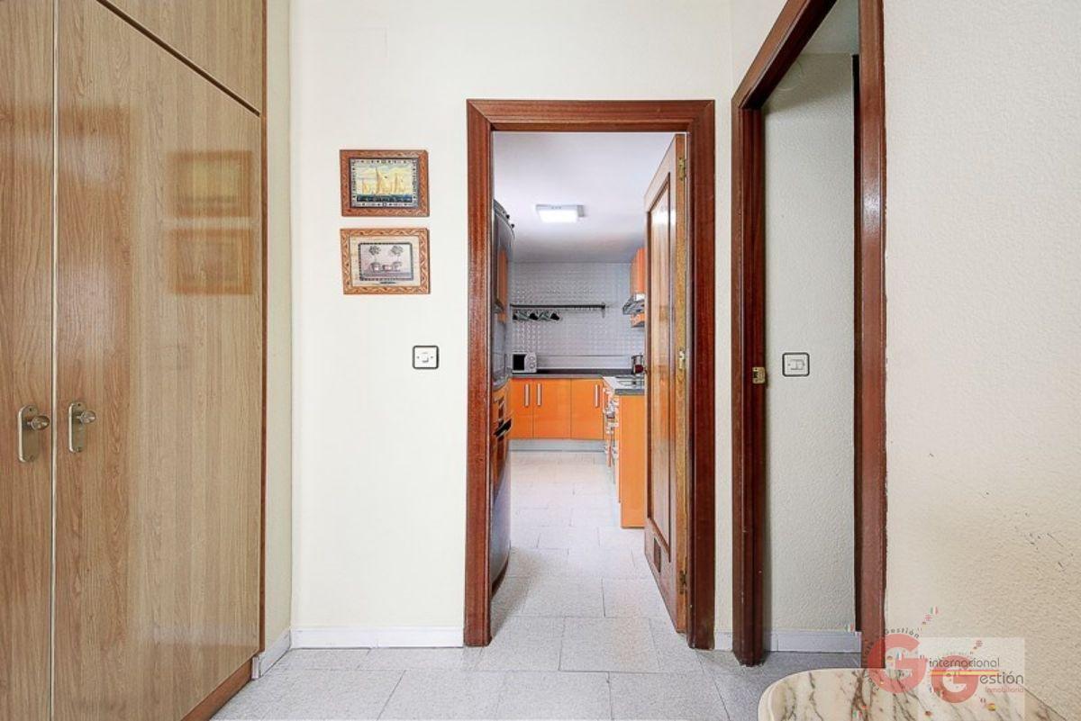 For sale of apartment in Salobreña