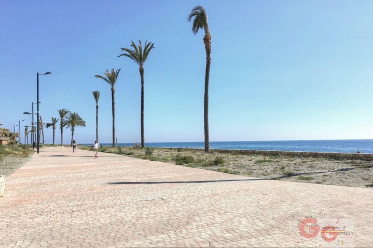 For sale of apartment in Salobreña