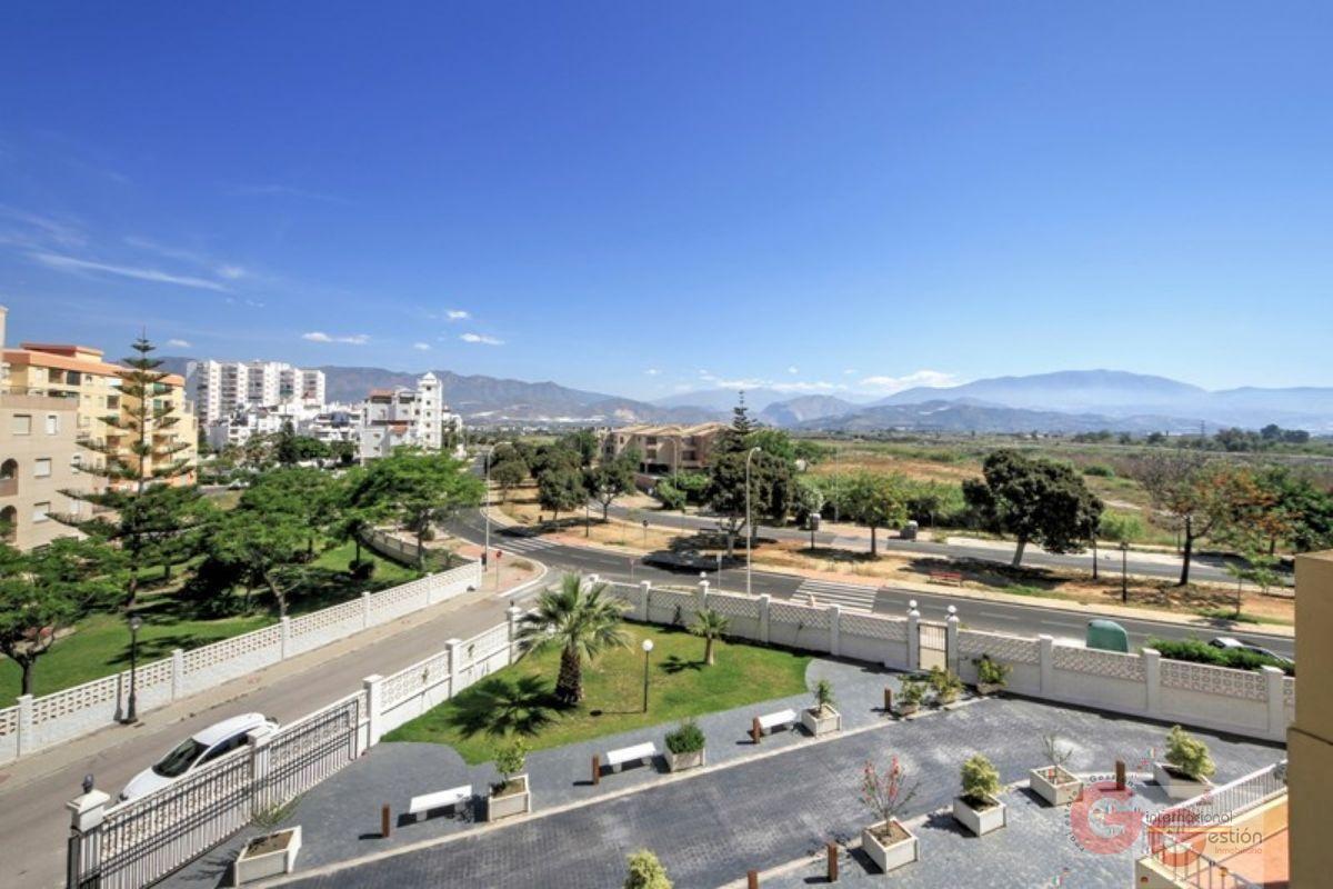 For sale of apartment in Salobreña