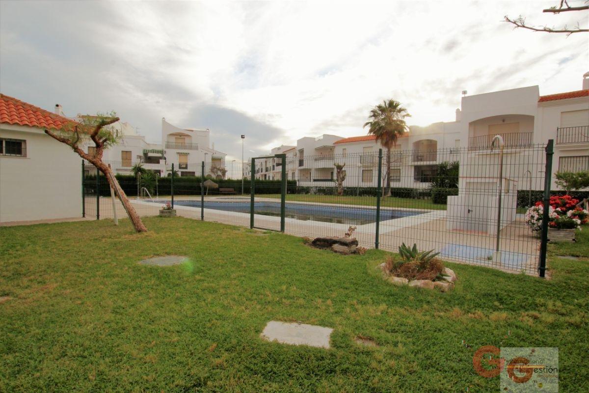 For sale of house in Calahonda