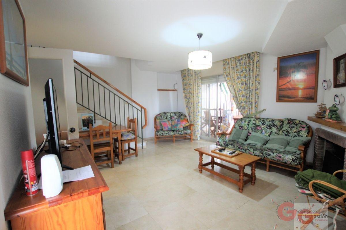 For sale of house in Calahonda