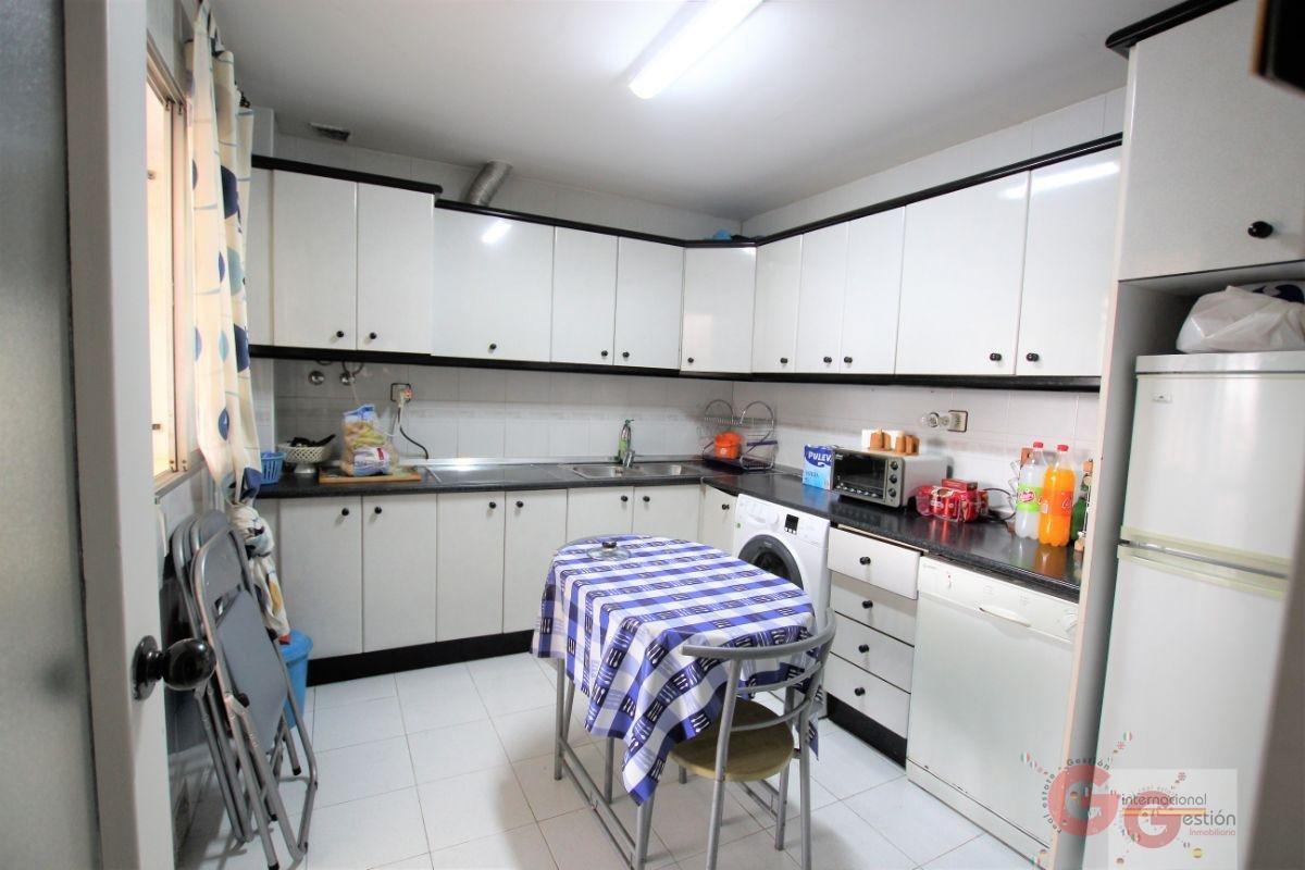 For sale of house in Calahonda