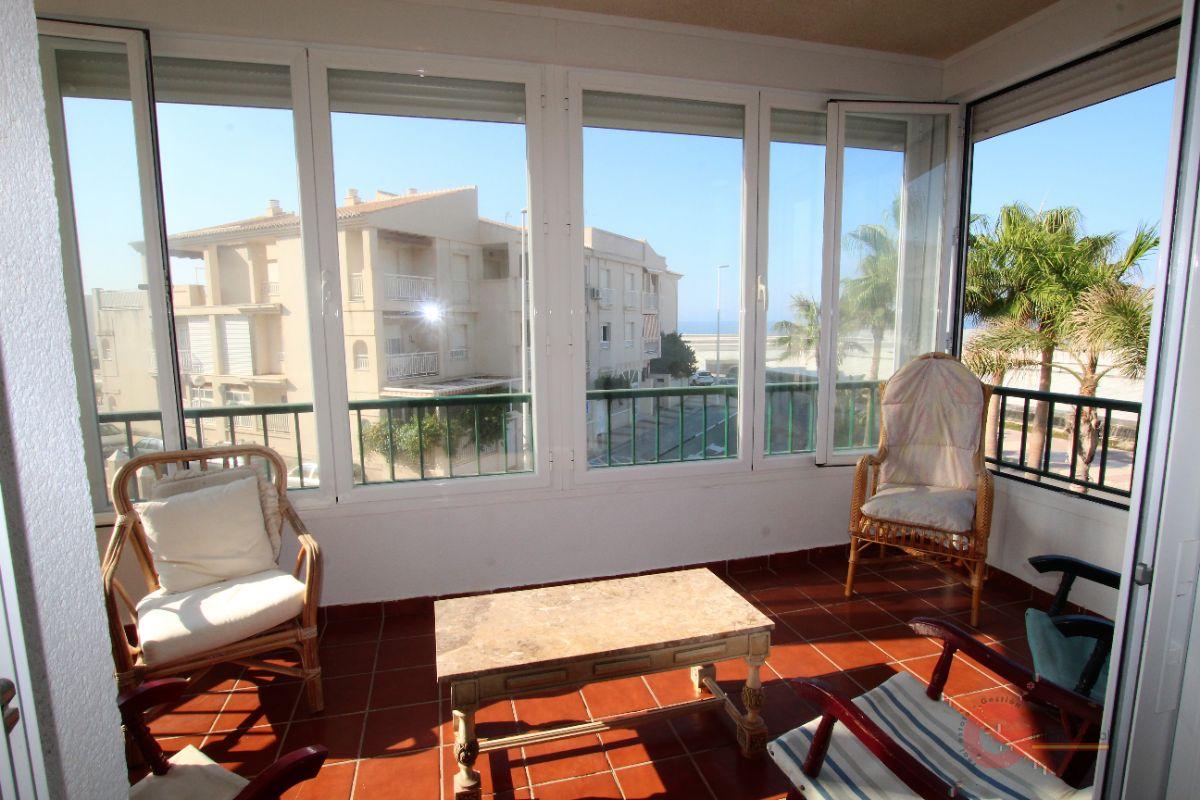 For sale of flat in Calahonda