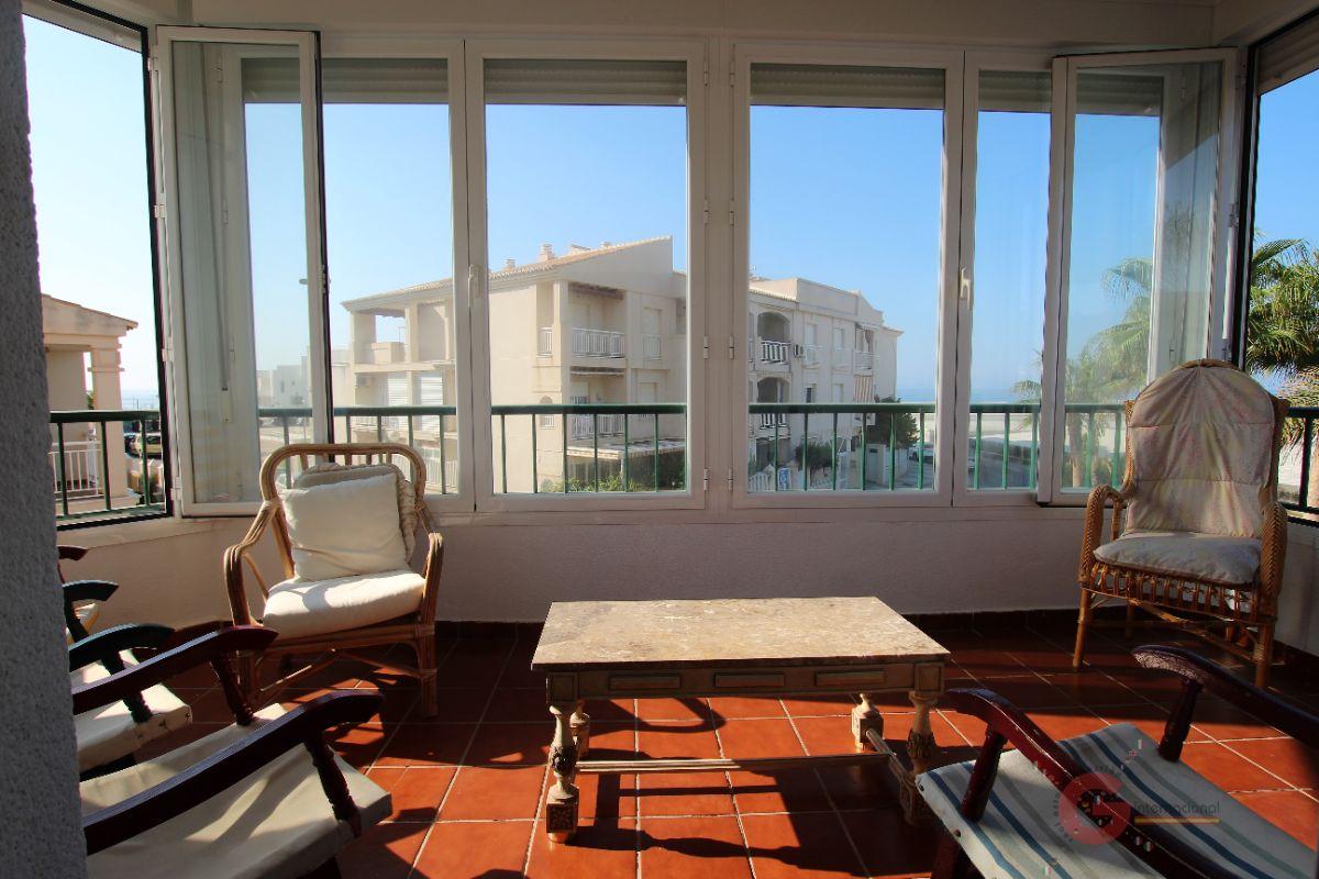 For sale of flat in Calahonda