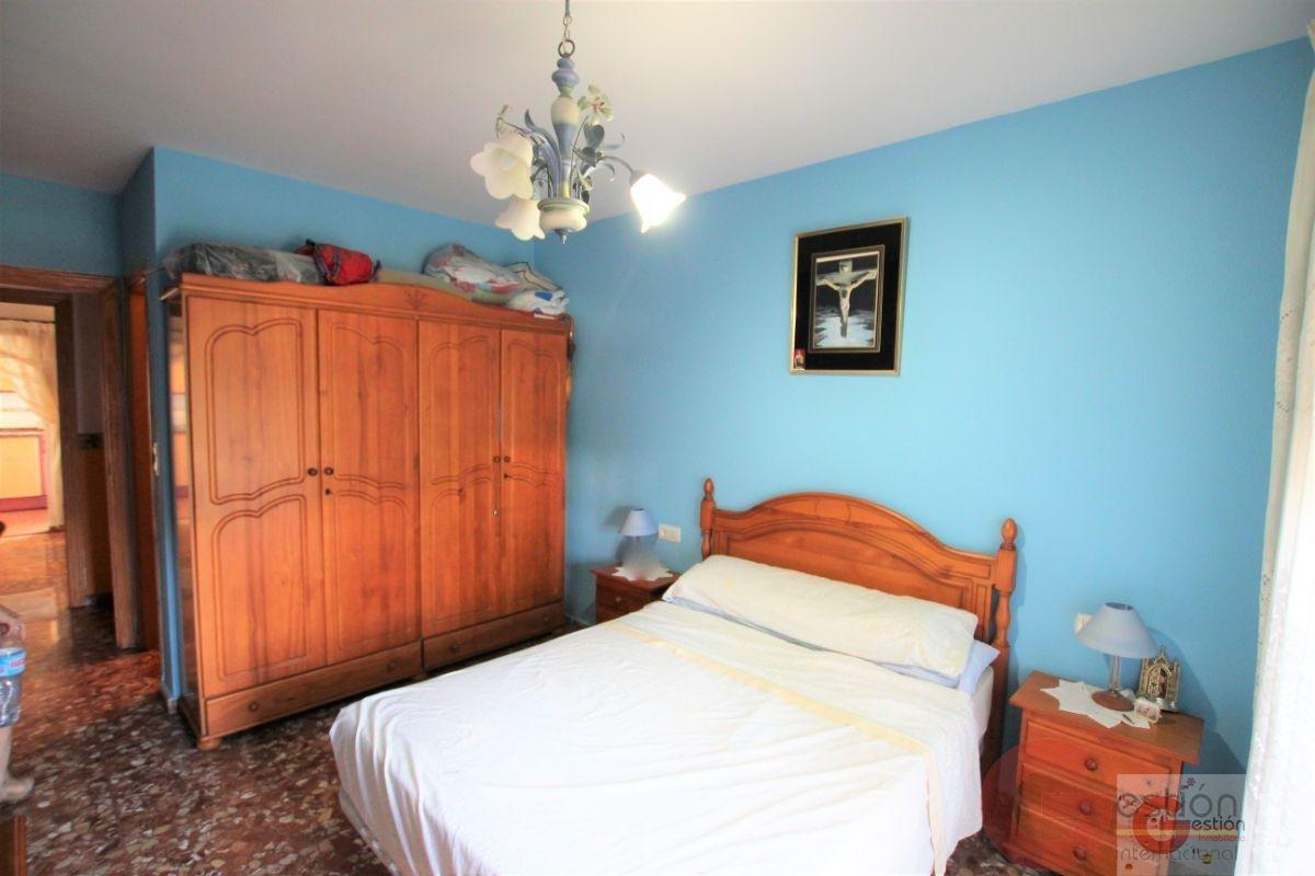 For sale of flat in Motril