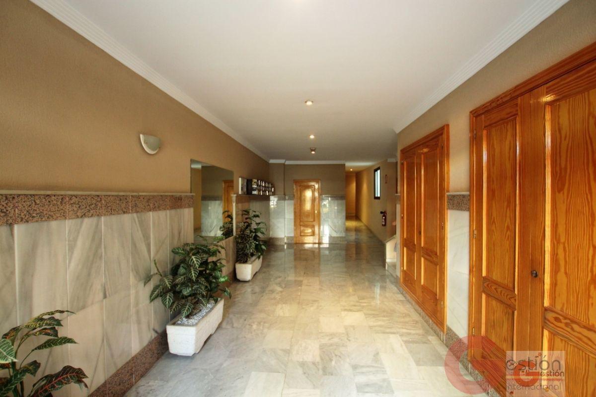 For sale of flat in Motril