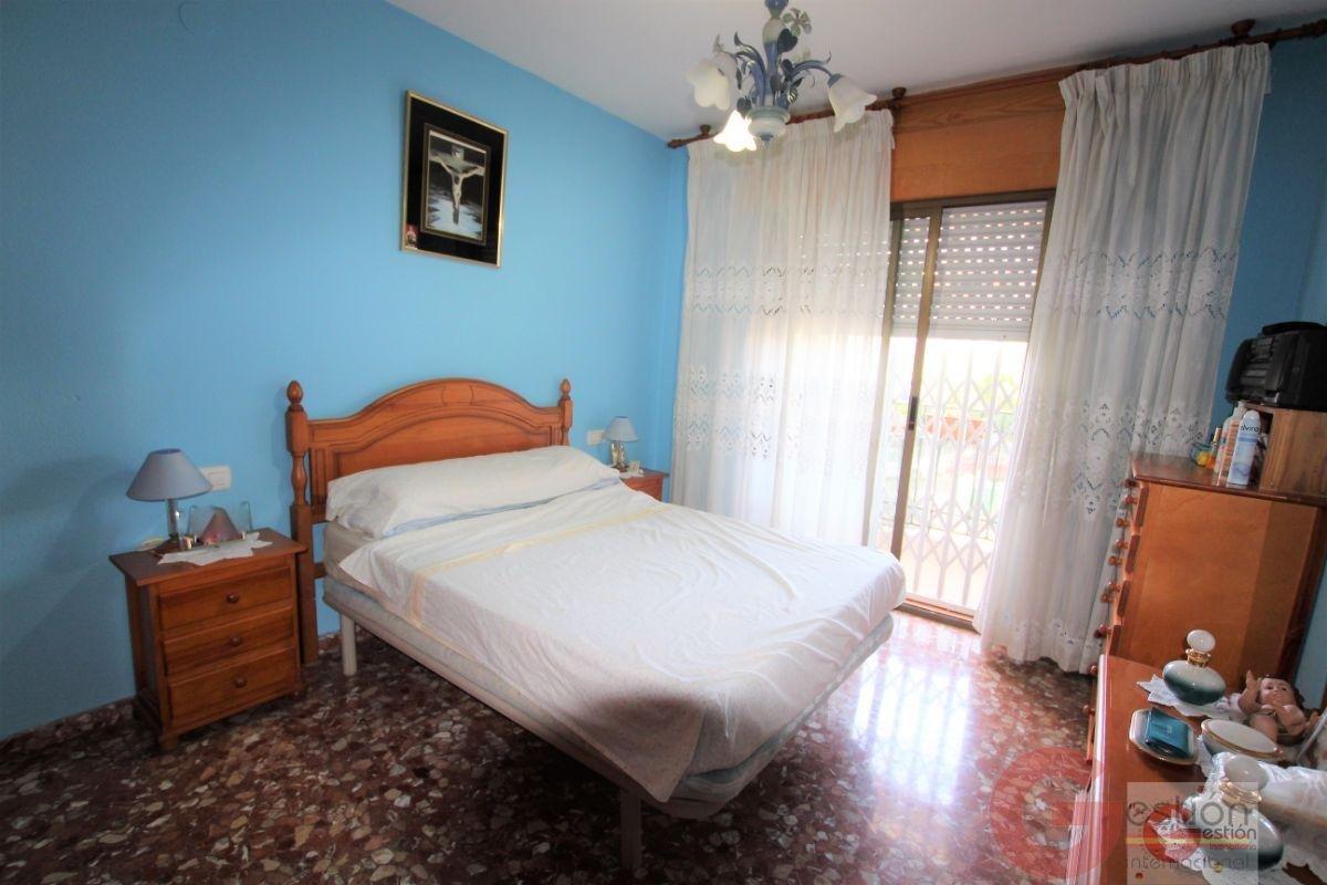 For sale of flat in Motril