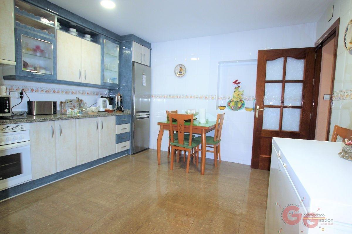 For sale of house in Torrenueva