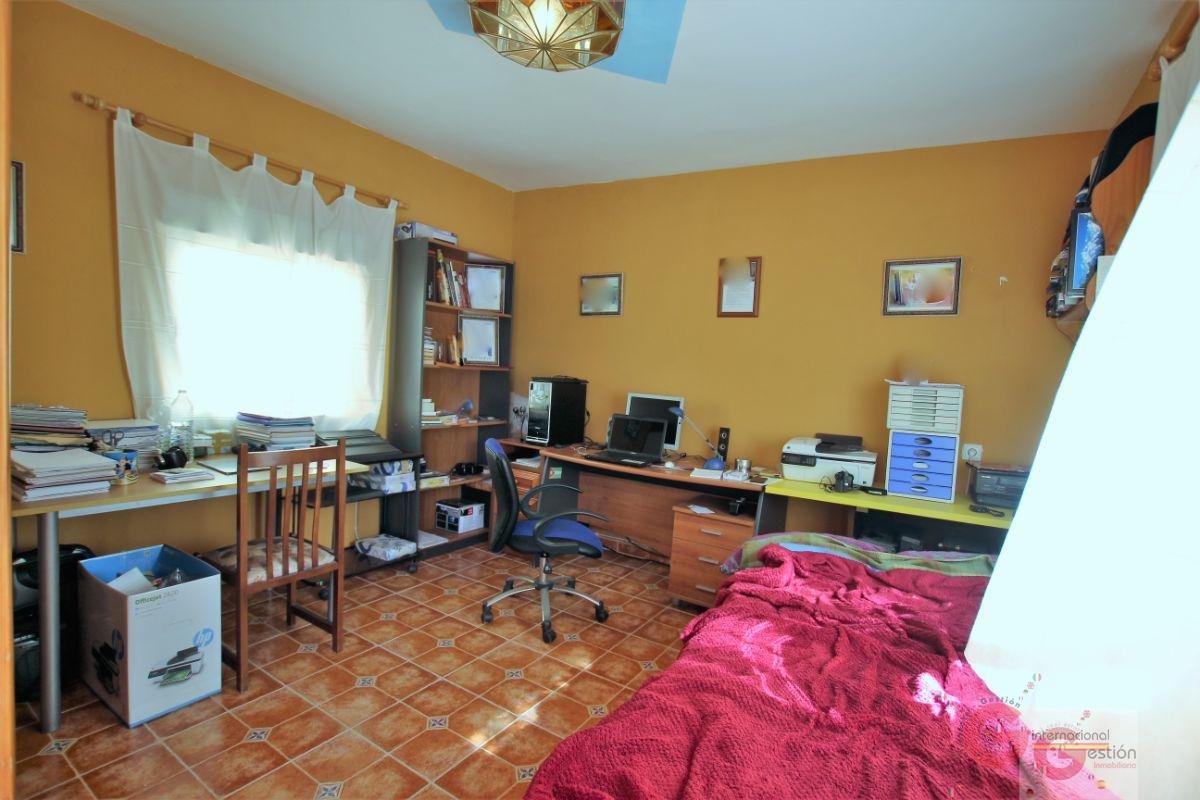 For sale of house in Torrenueva