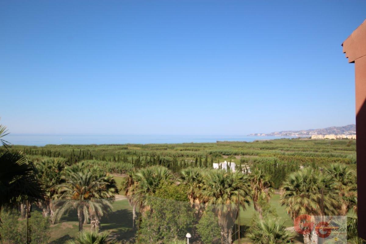 For sale of penthouse in Motril