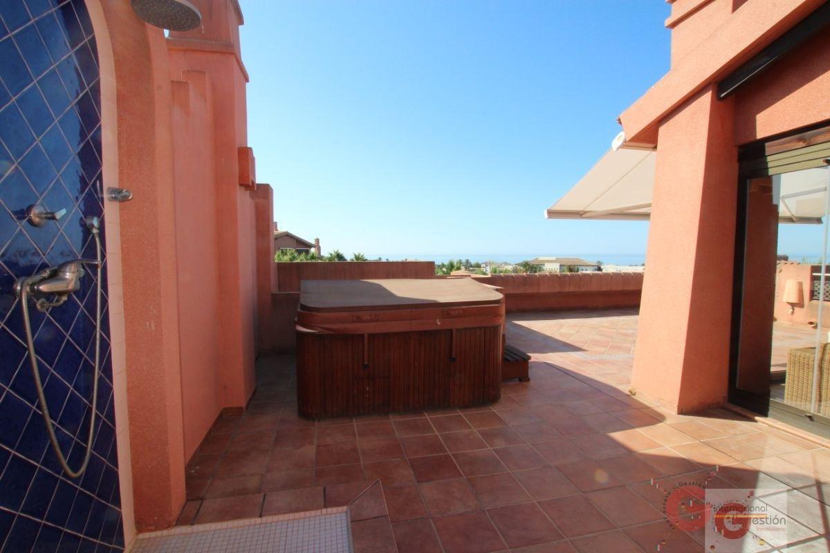 For sale of penthouse in Motril