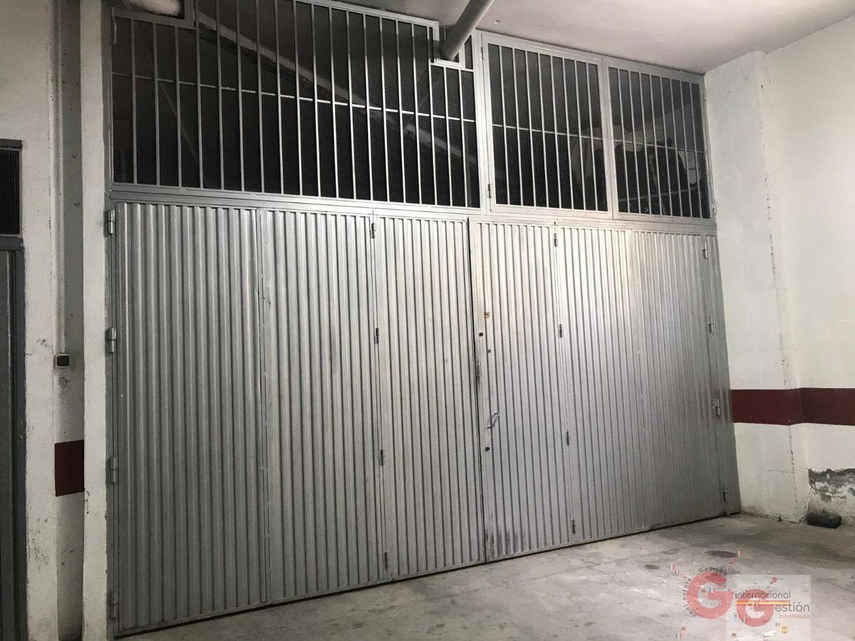 For sale of garage in Salobreña