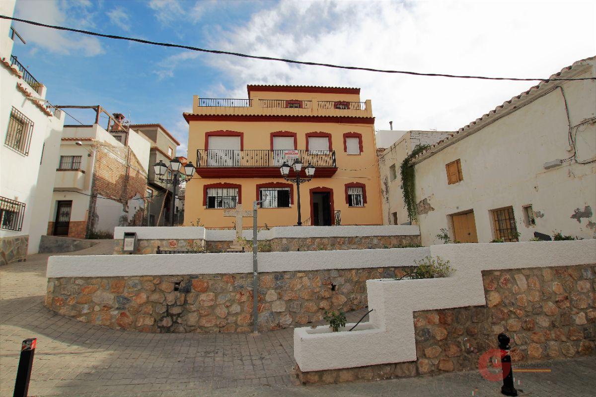 For sale of house in Vélez de Benaudalla