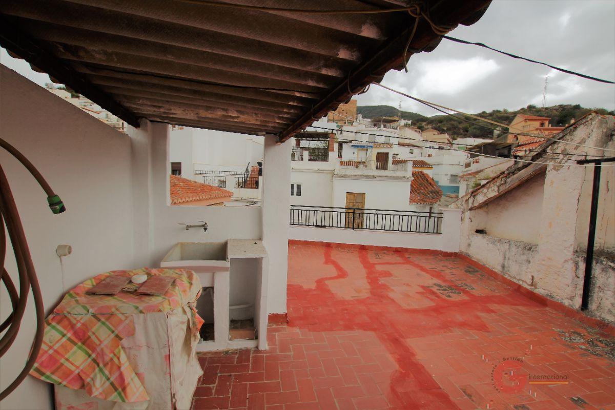 For sale of house in Vélez de Benaudalla