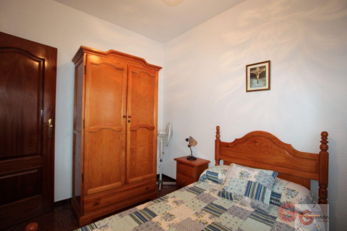 For sale of house in Vélez de Benaudalla