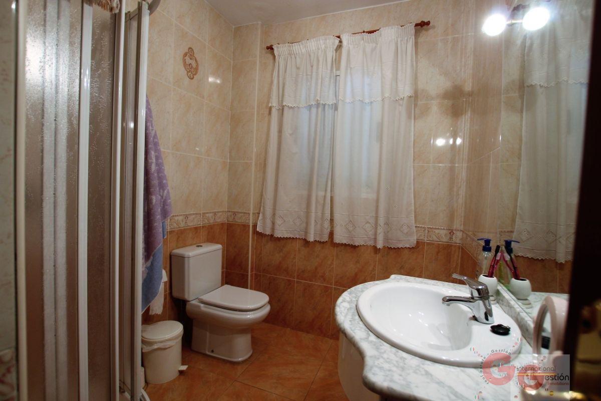 For sale of house in Vélez de Benaudalla