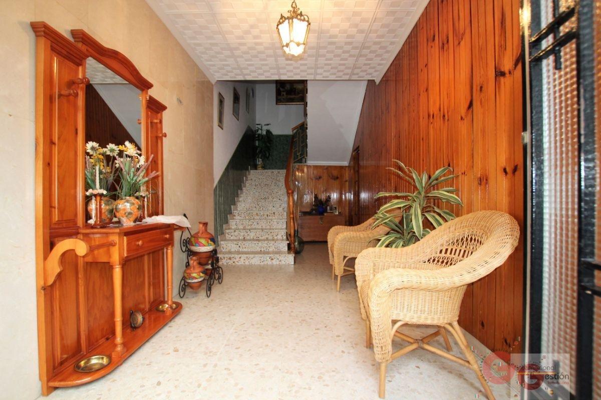 For sale of house in Vélez de Benaudalla