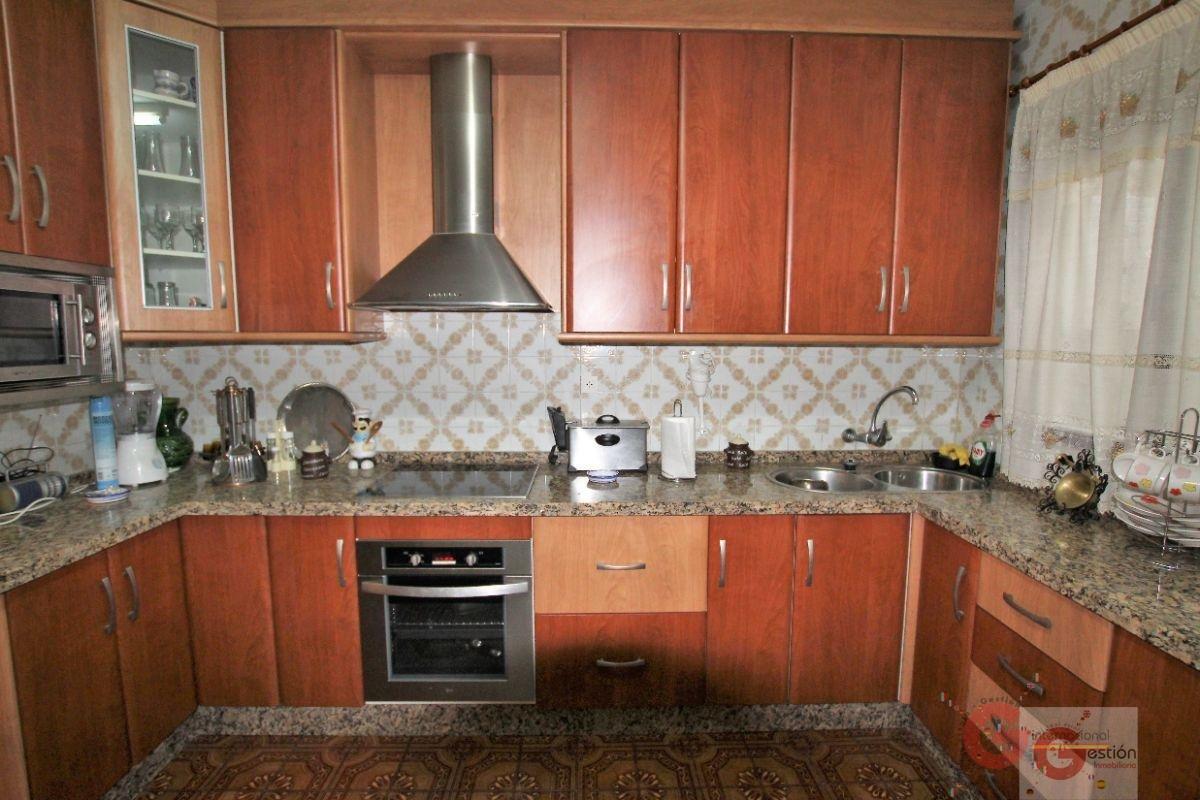 For sale of house in Vélez de Benaudalla