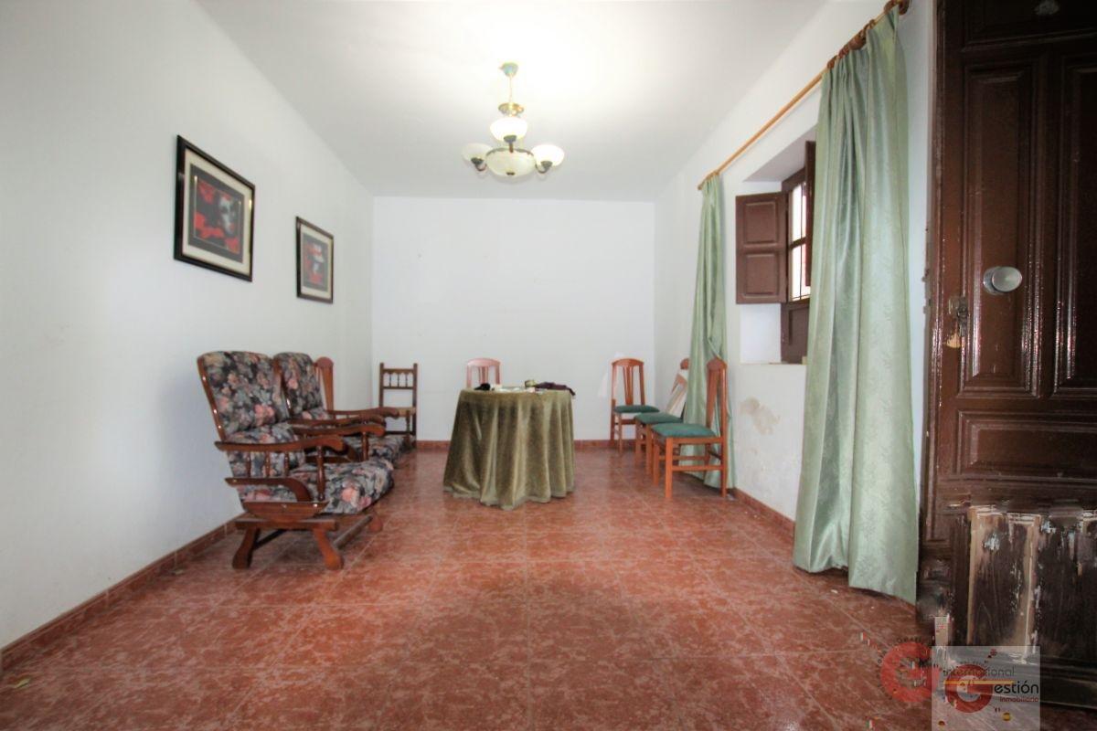 For sale of house in Vélez de Benaudalla