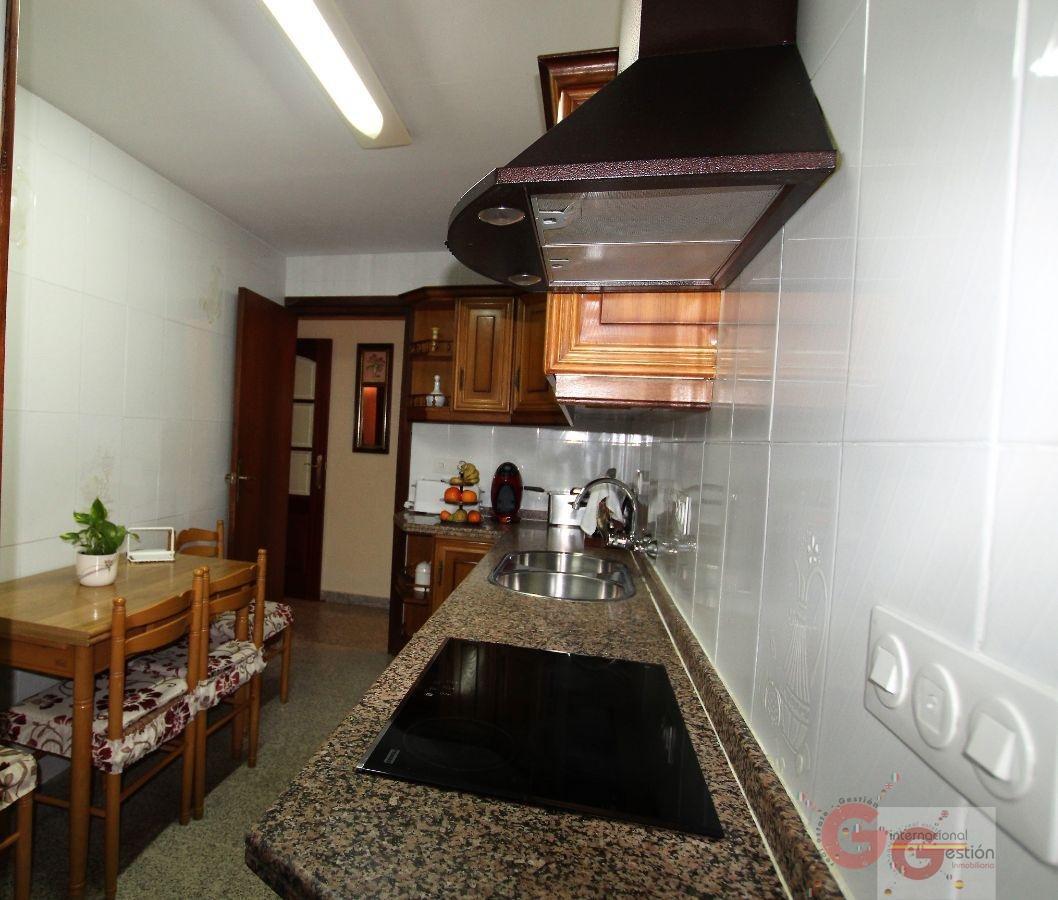 For sale of flat in Motril