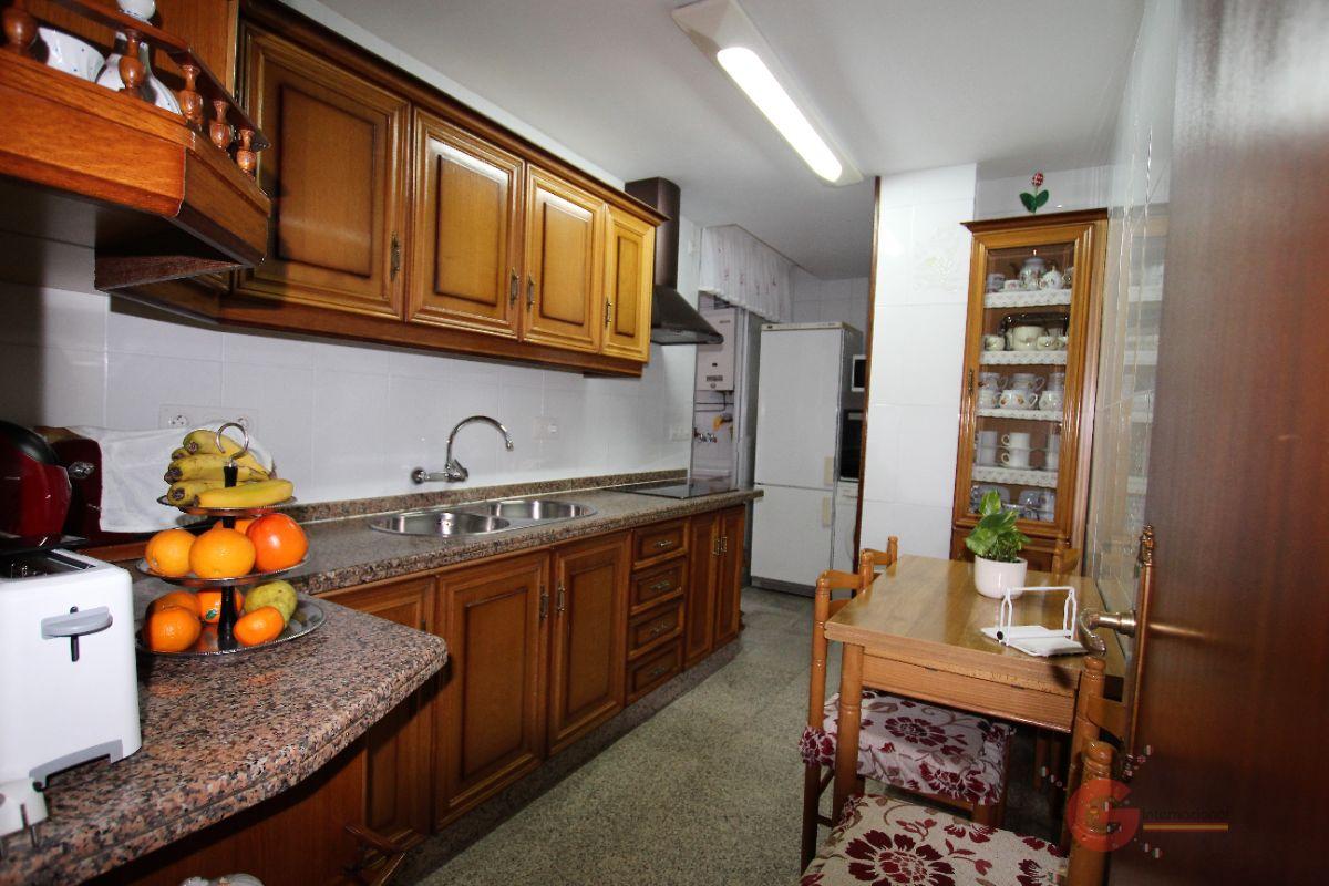 For sale of flat in Motril