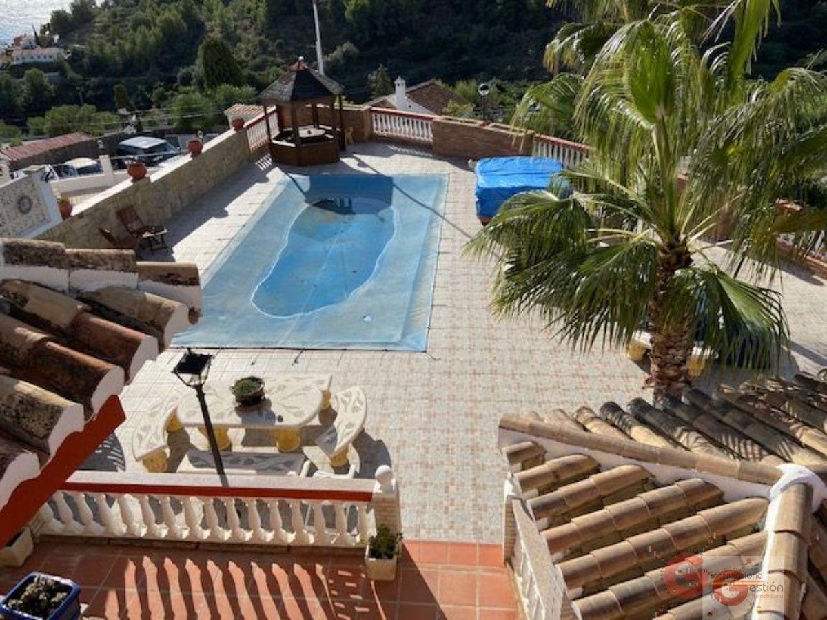 For sale of chalet in La Herradura