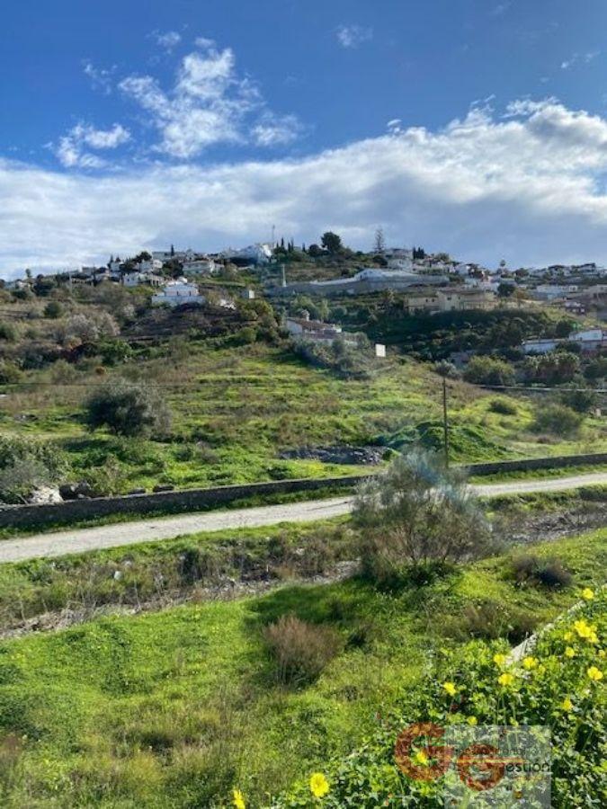 For sale of land in Almuñécar