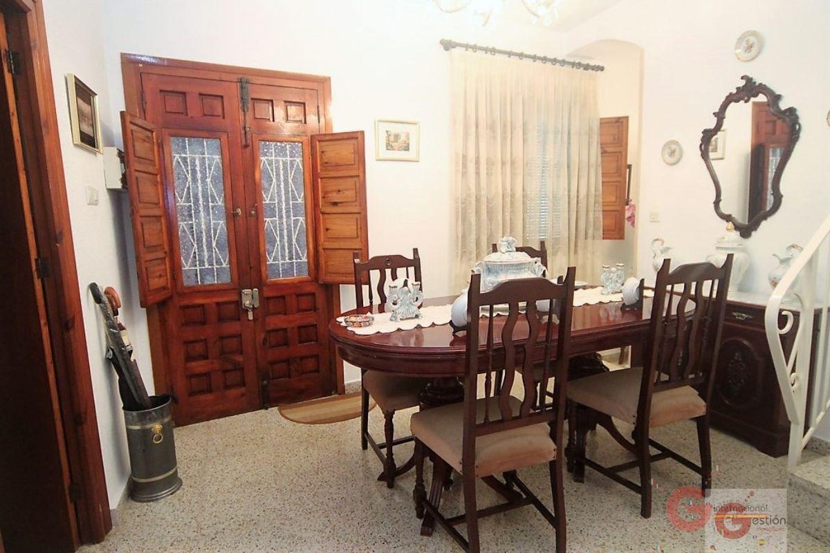 For sale of house in Salobreña