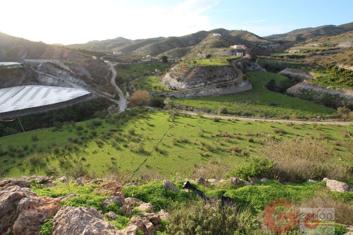 For sale of land in Motril