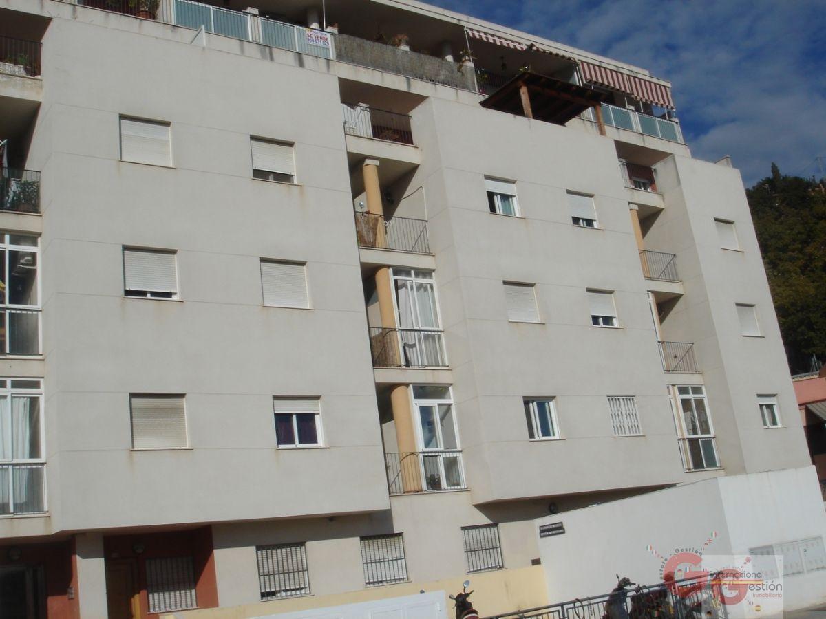 For sale of flat in Almuñécar