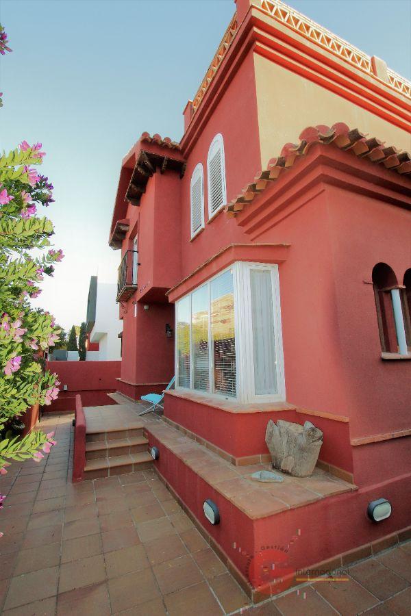 For sale of chalet in Motril