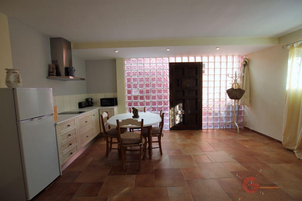 For sale of chalet in Motril