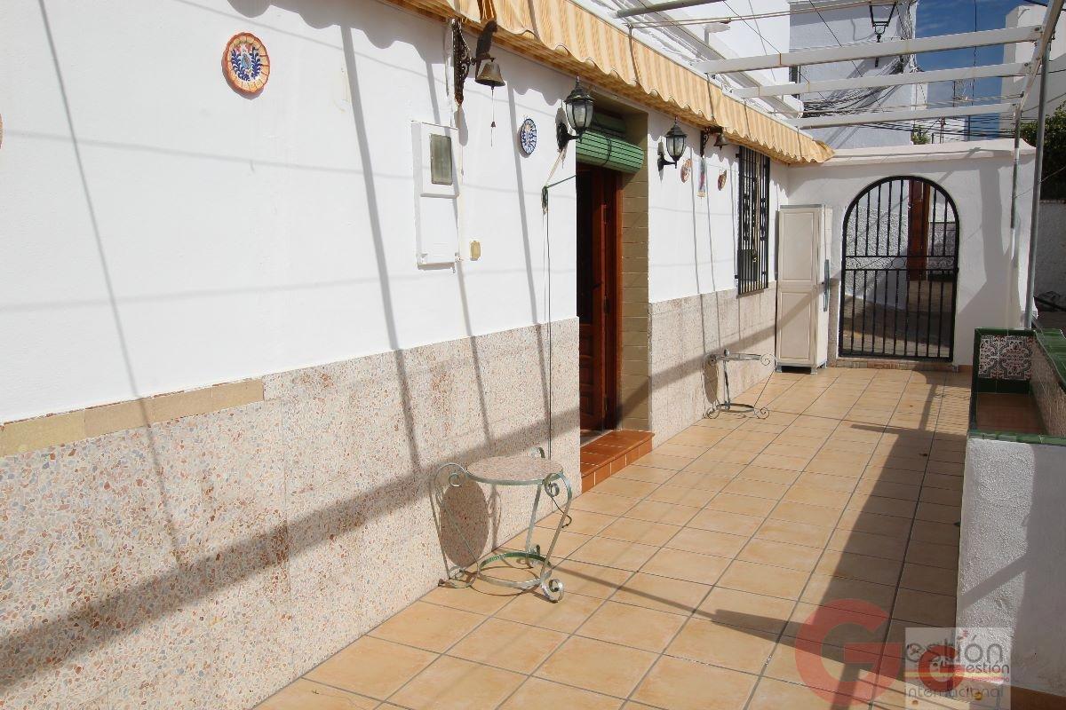 Venta de casa en Salobreña