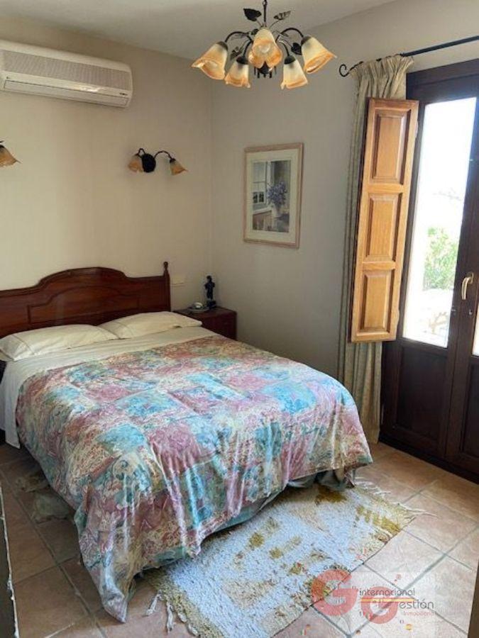 For sale of house in La Herradura