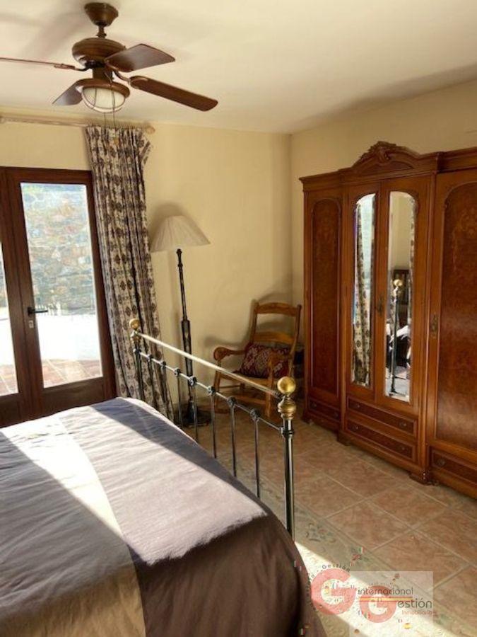 For sale of house in La Herradura