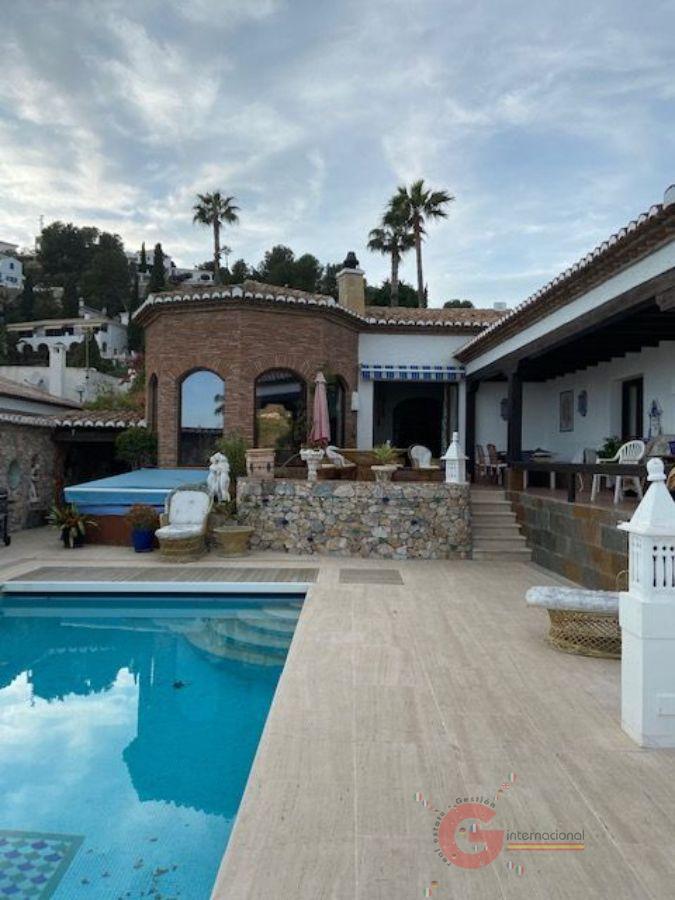 For sale of chalet in La Herradura