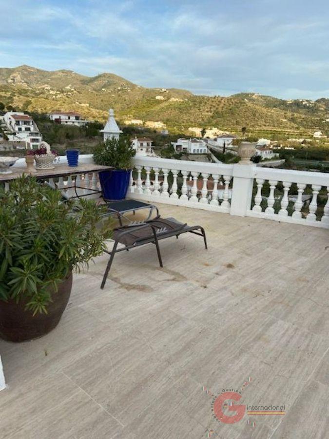 For sale of chalet in La Herradura