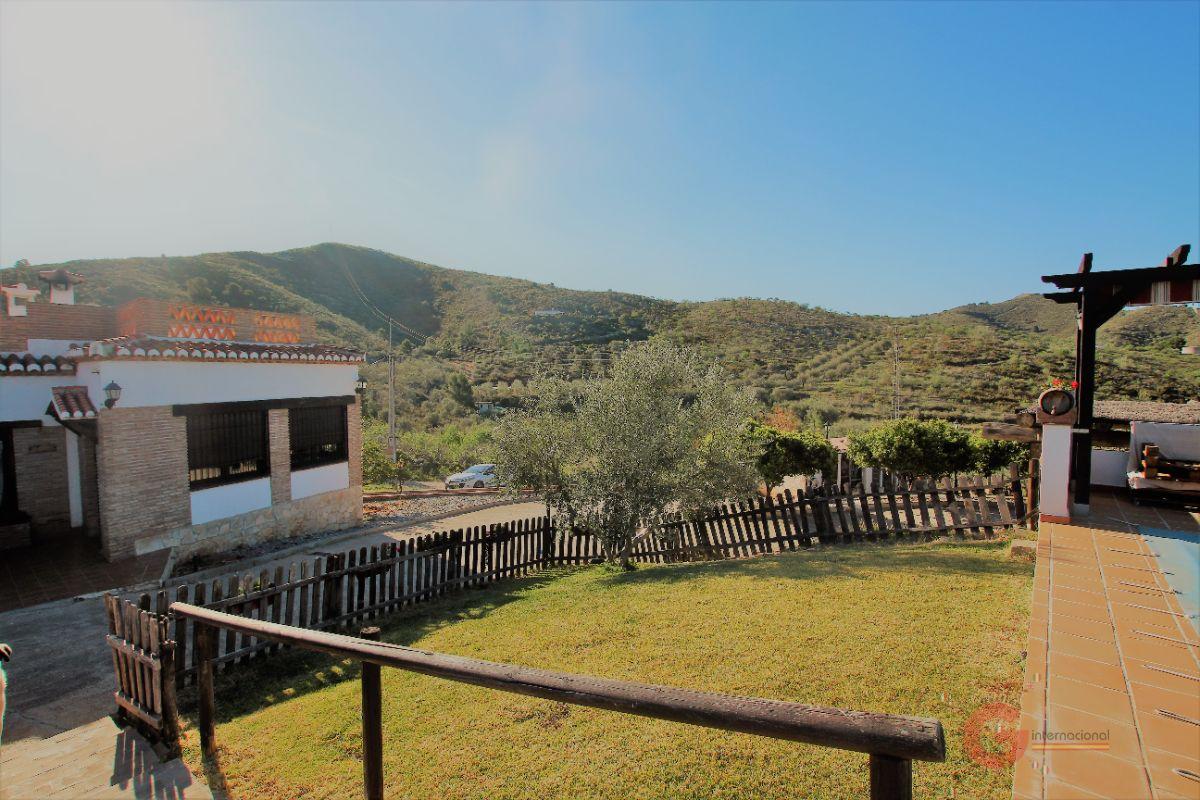 For sale of villa in Vélez de Benaudalla