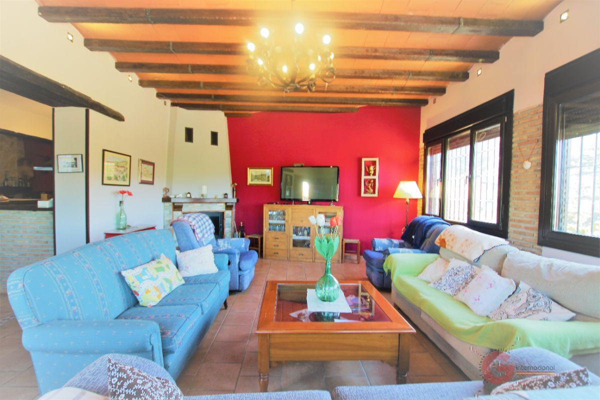 For sale of villa in Vélez de Benaudalla