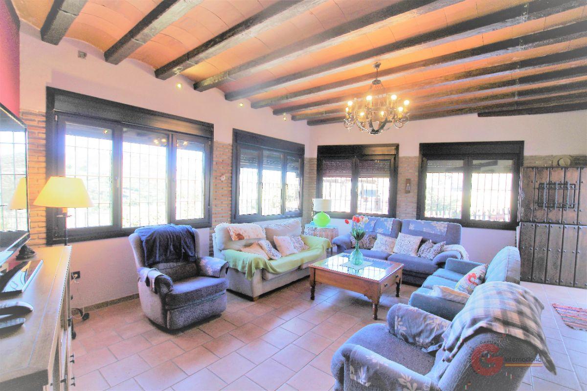 For sale of villa in Vélez de Benaudalla