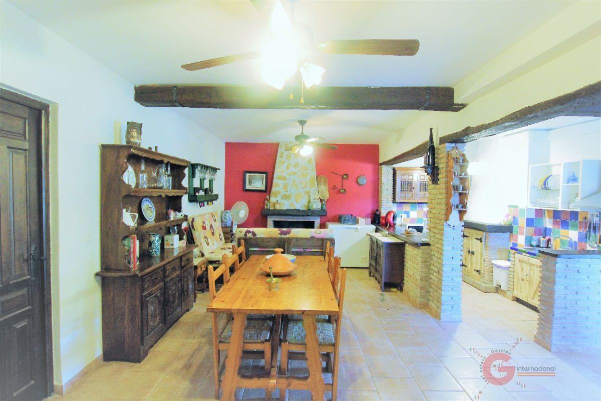 For sale of villa in Vélez de Benaudalla