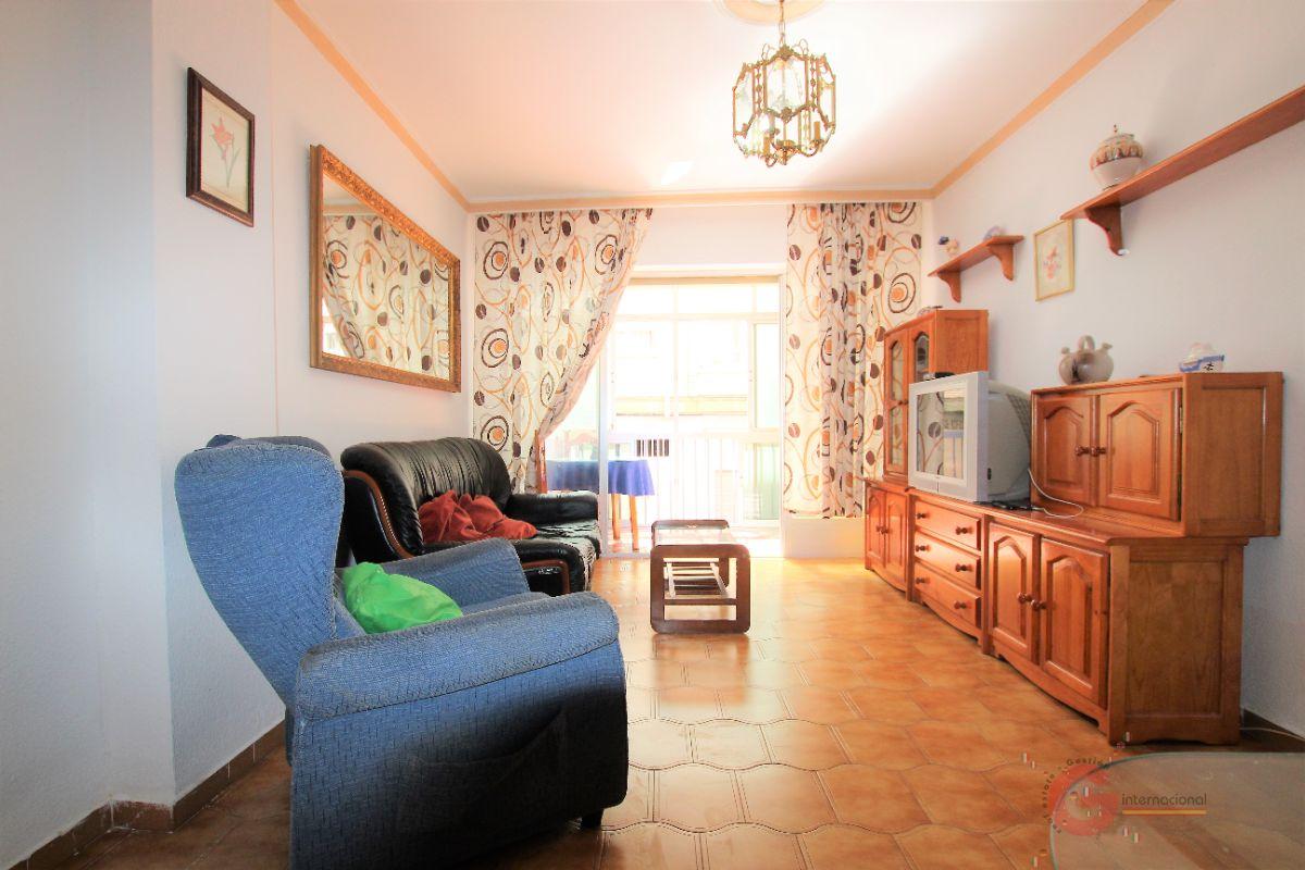 For sale of flat in Motril