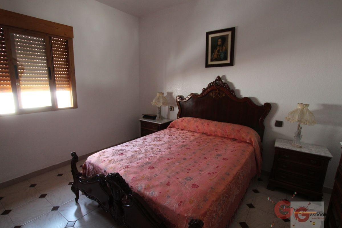 For sale of house in Salobreña