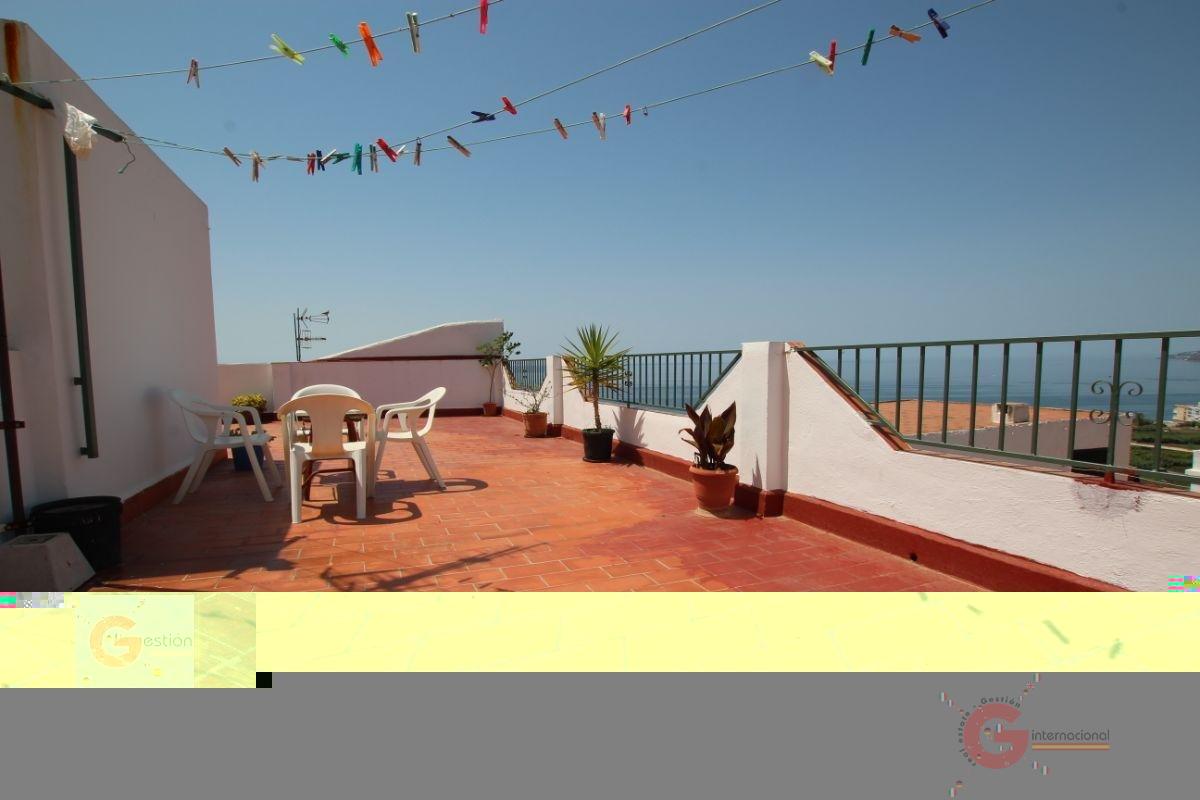 For sale of house in Salobreña