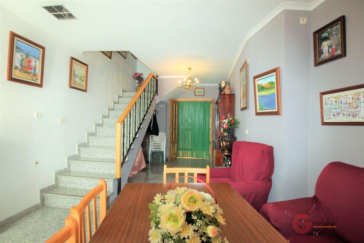 For sale of house in Lanjarón