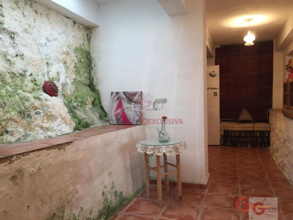 For sale of house in Salobreña