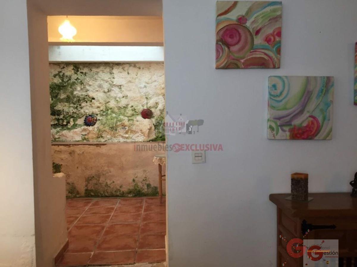 For sale of house in Salobreña