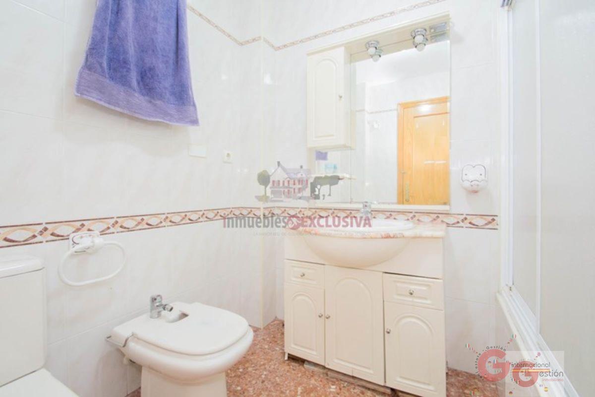 For sale of flat in Motril