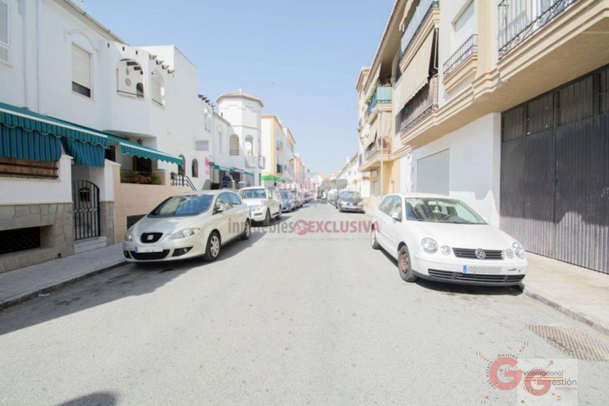 For sale of flat in Motril