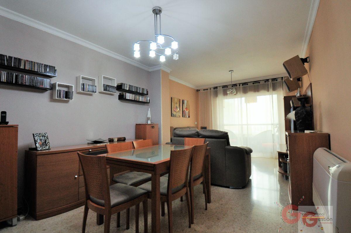 For sale of flat in Motril